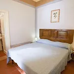 & Sant'anna Del Volterraio Resort 4*