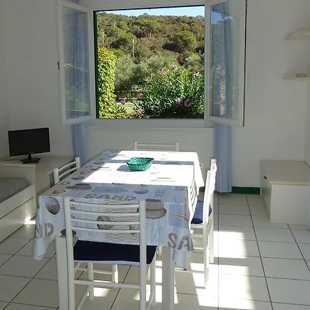 منتجع Residenza Sant'anna Del Volterraio بورتوفيرّايو
